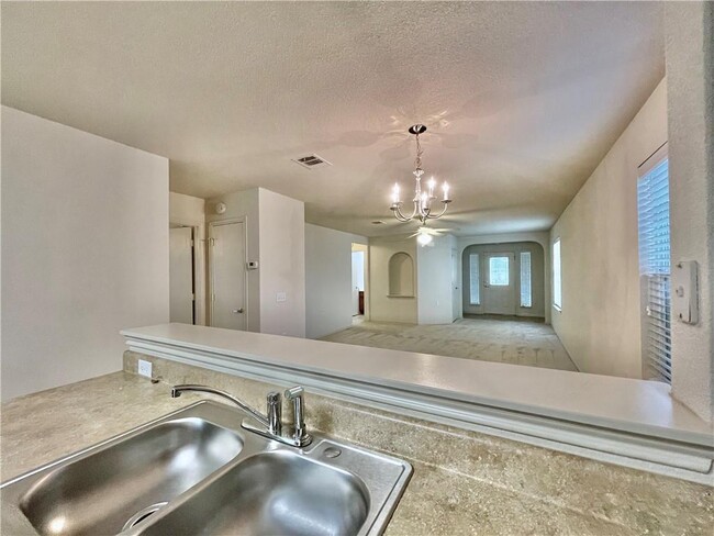 Building Photo - 11905 Aitne Ln
