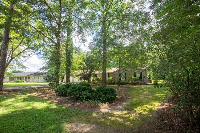 Building Photo - Whorton Bend Rental