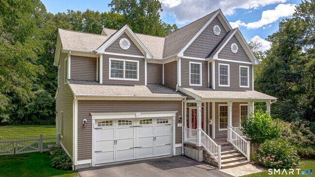 Building Photo - 1 Ridgeview Dr