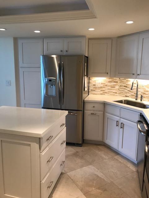 Building Photo - 5070 N Ocean Dr