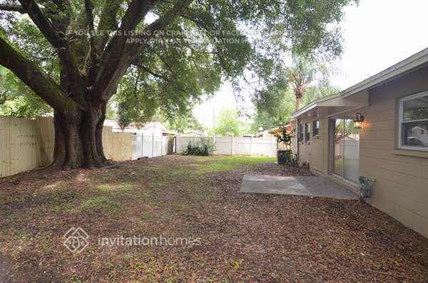Building Photo - 520 Donna Dr