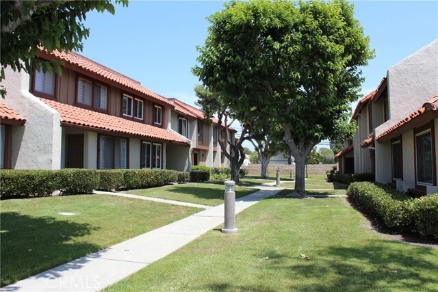 Building Photo - 4981 Avila Way