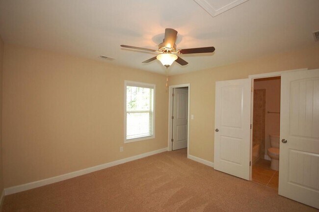 Building Photo - 235 Haney Rd