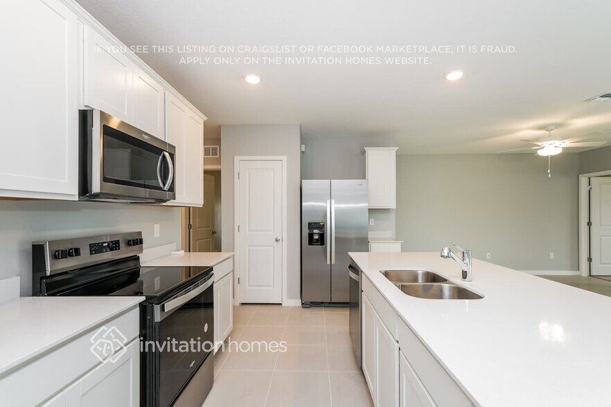 Building Photo - 3540 Hornbeam Rd