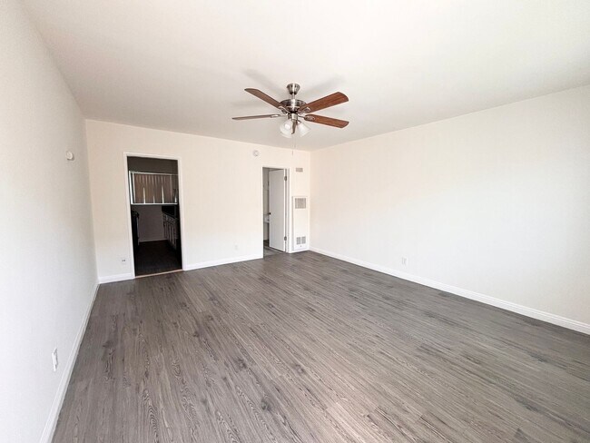 Interior Photo - loma251