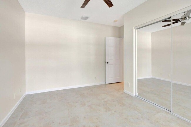 Building Photo - 8429 Via Leonessa