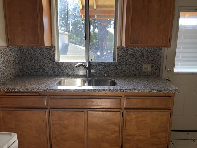 newly installed granite countertop - 2810 Exposition Blvd
