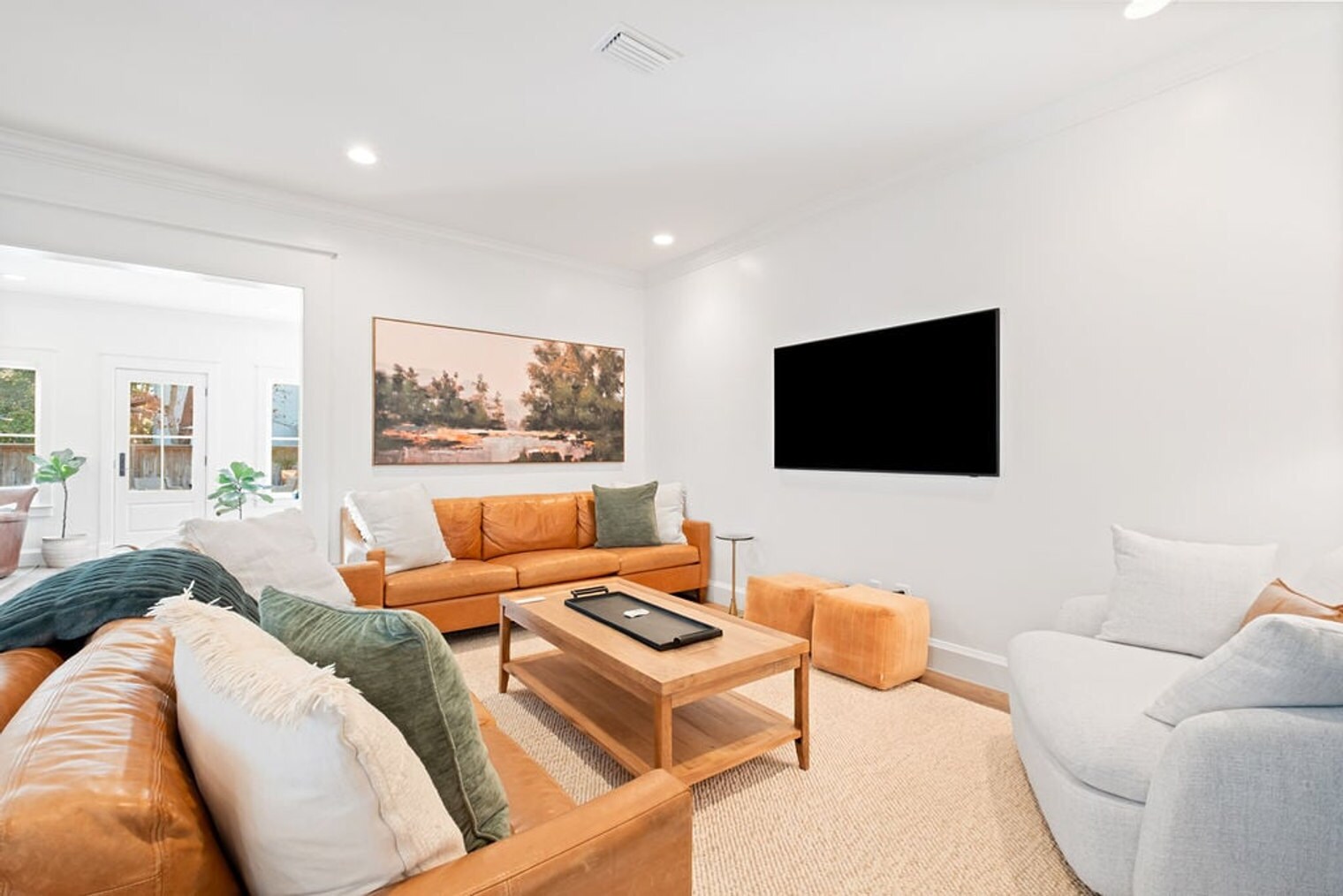 Building Photo - 463 Clareon Dr