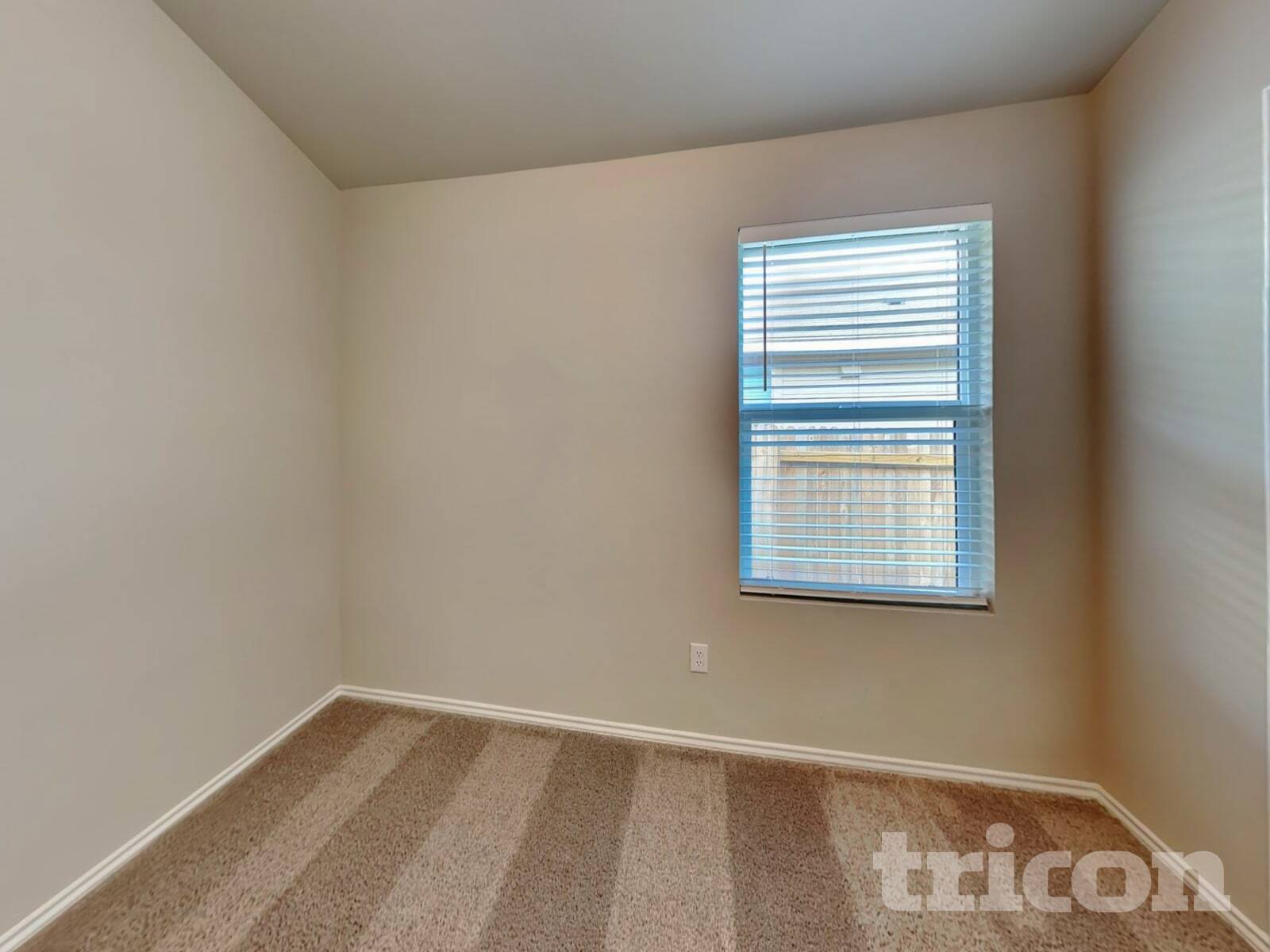 Building Photo - 3525 Stride Ln