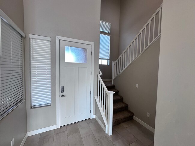 Building Photo - 1350 River Boat Dr