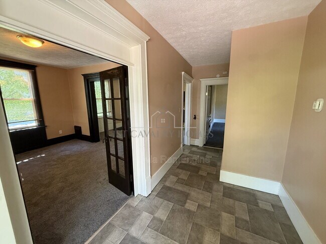 Building Photo - 1076 Ackley St