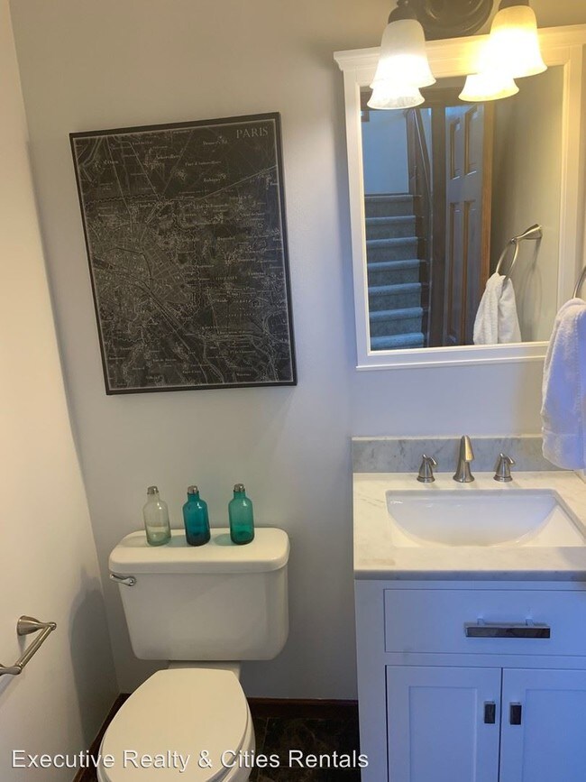 Building Photo - 6 br, 4 bath House - 6086 Summit Curve S