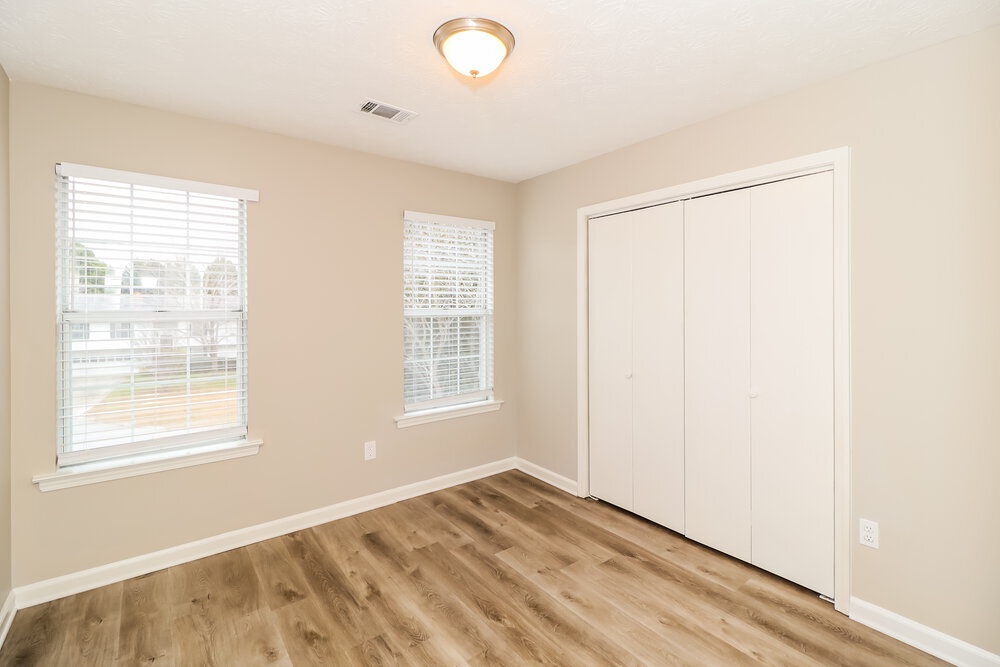 Building Photo - 2812 Country Farms Ct
