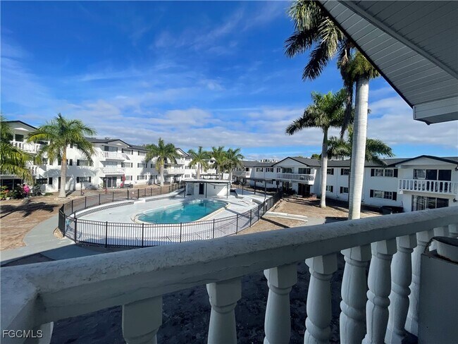 Building Photo - 3706 Broadway