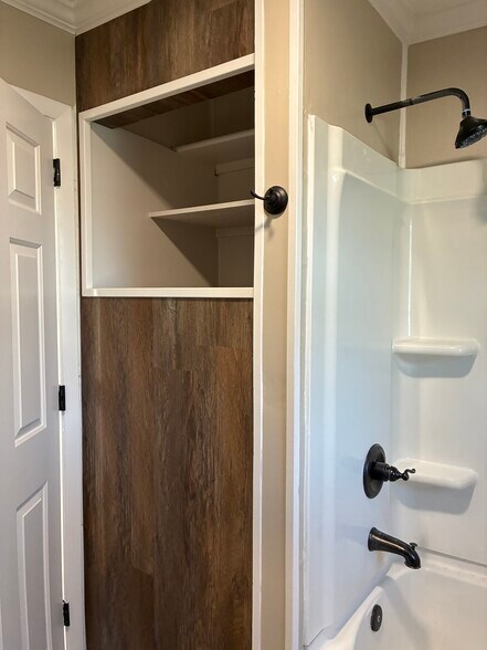 Building Photo - 3805 Burrus St