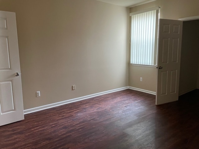 Building Photo - 8429 Towne Center Cir