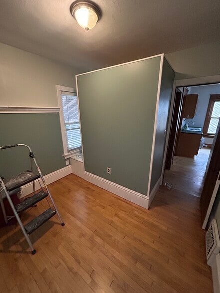 Second room - 6642 W Stevenson St
