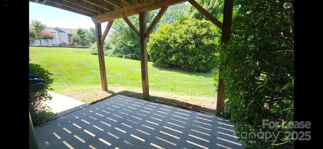 Building Photo - 10205 Garrett Grigg Rd