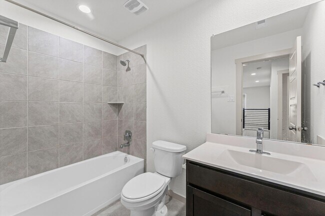 Building Photo - 3008 Maughan Hts Trl