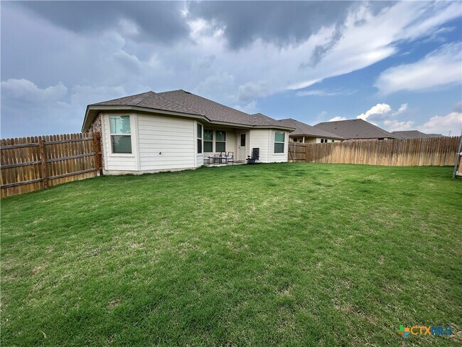 Building Photo - 2517 Corradino St