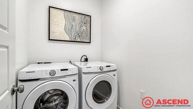 Building Photo - Move-In Ready New Construction – 4 Bed, 2.5 Bath, Solar-Powered, Pet-Friendly