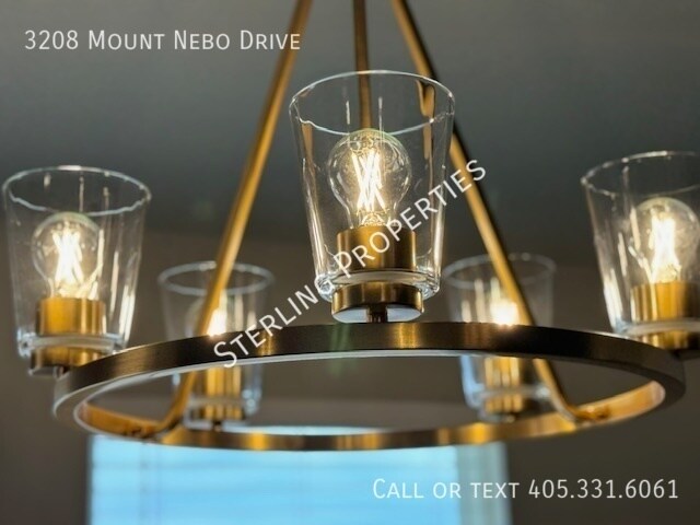 Building Photo - 3208 Mt Nebo Dr