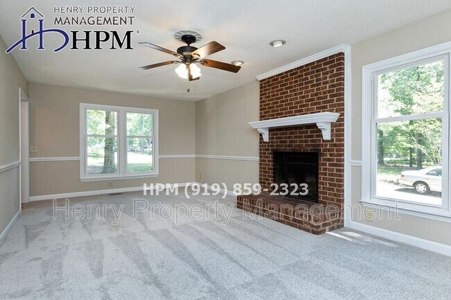 Building Photo - 1104 Apache Ln