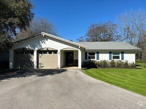 Building Photo - 104 Turley Dr