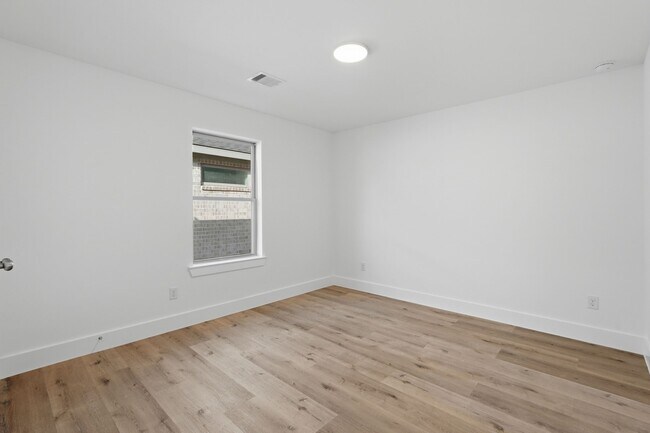 Building Photo - 13134 Lake Conroe Bay Rd