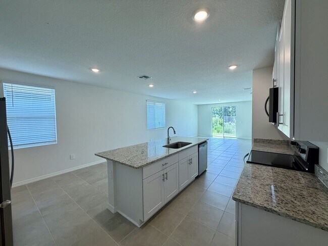 Building Photo - 1483 Brekey Wy