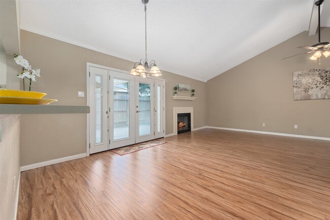 Building Photo - 6602 Montauk Dr