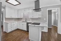 Building Photo - 2982 Northbrook Dr