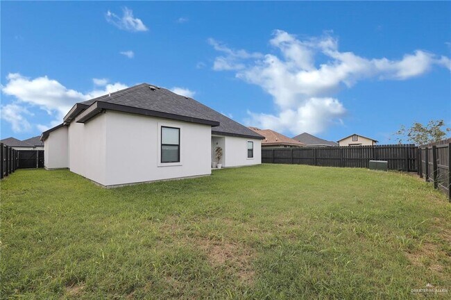 Building Photo - 4610 Vikings Dr