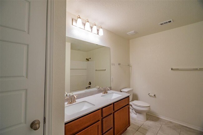 Building Photo - 6412 Carriage Pines Dr