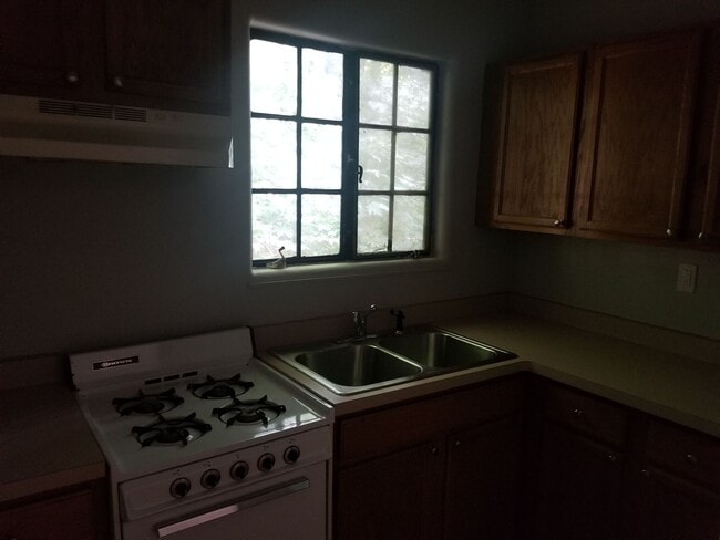 Building Photo - 117 Highland Pkwy