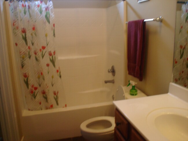 Building Photo - 111 Singapore Cir