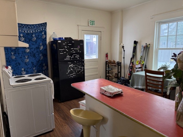 Building Photo - 18 Weston St