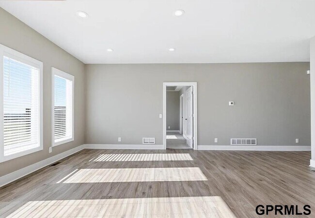 Building Photo - 22953 Cayuse St