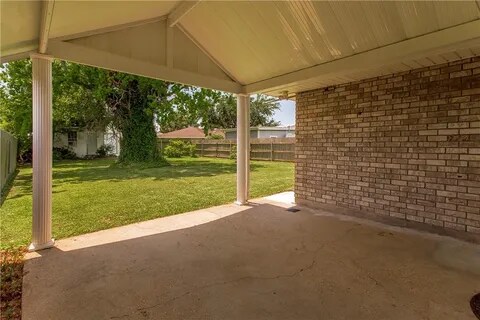 Building Photo - 8600 Trolley Ln