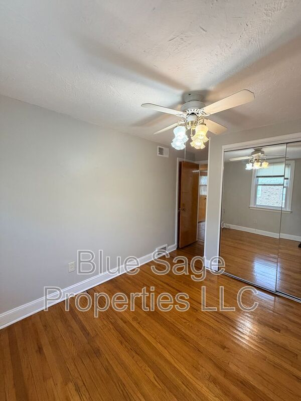 Building Photo - 5128 Westley Dr