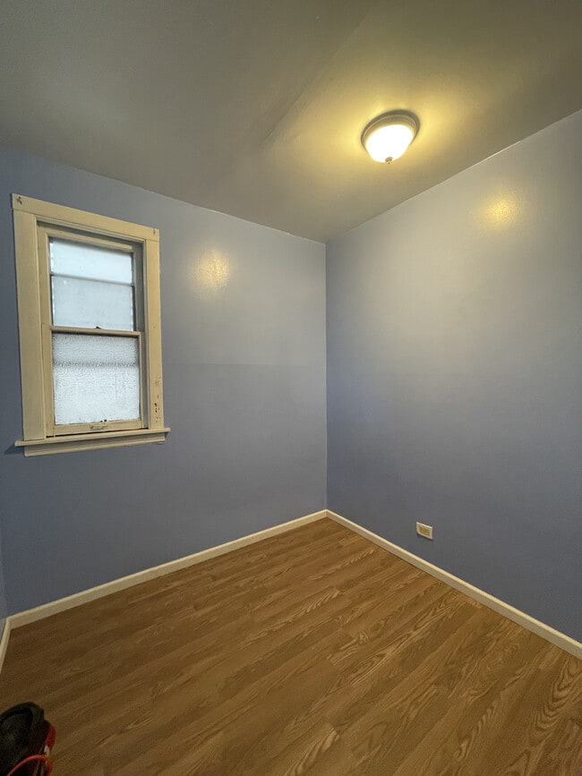 Building Photo - 2453 W 46th Pl