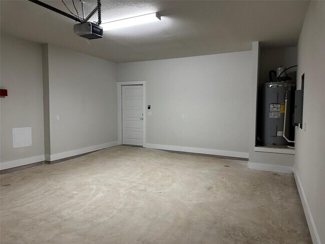Building Photo - 1711 Tun Tavern Trl