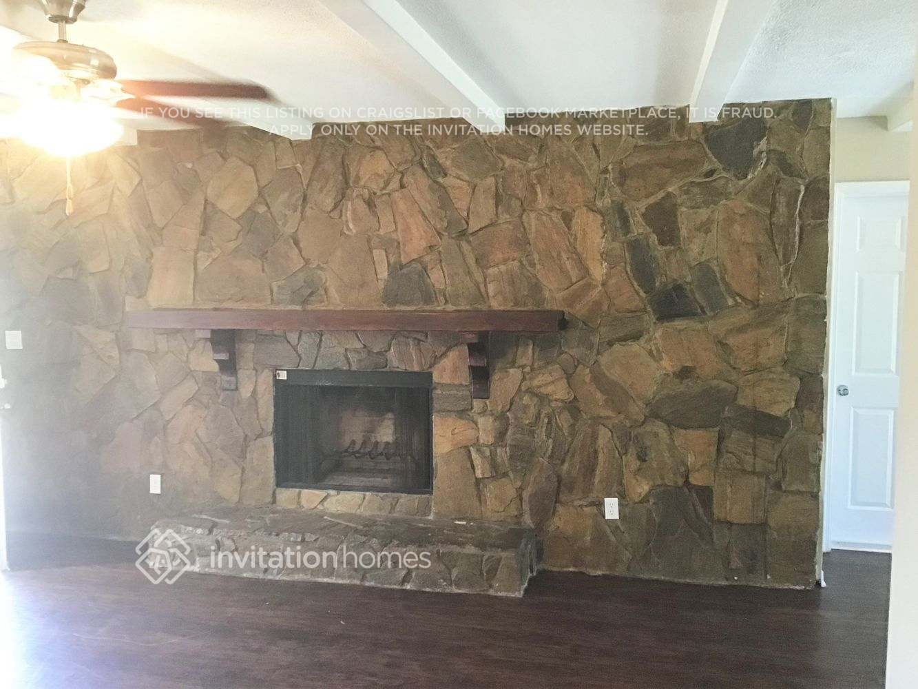 Building Photo - 3655 Searobin Dr SE