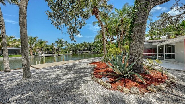 Building Photo - 4830 Higel Ave