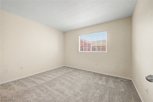 Building Photo - 4730 E Craig Rd