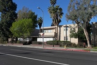 Building Photo - 8567 Balboa Blvd