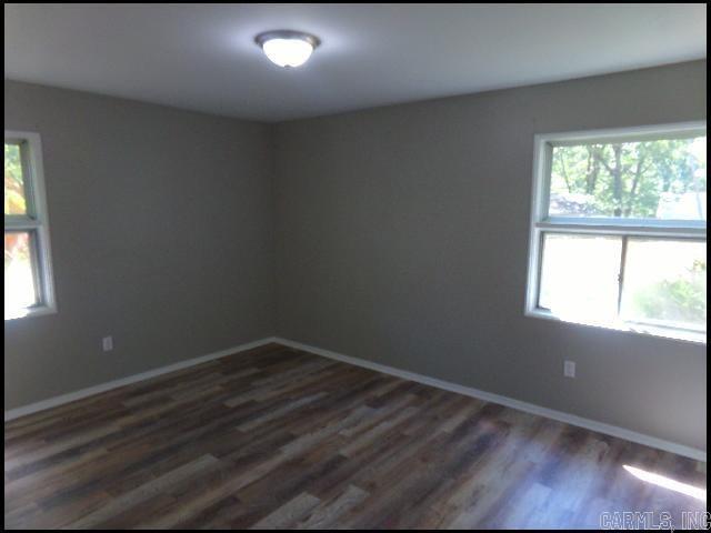 Building Photo - 3 N Meadowcliff Cir