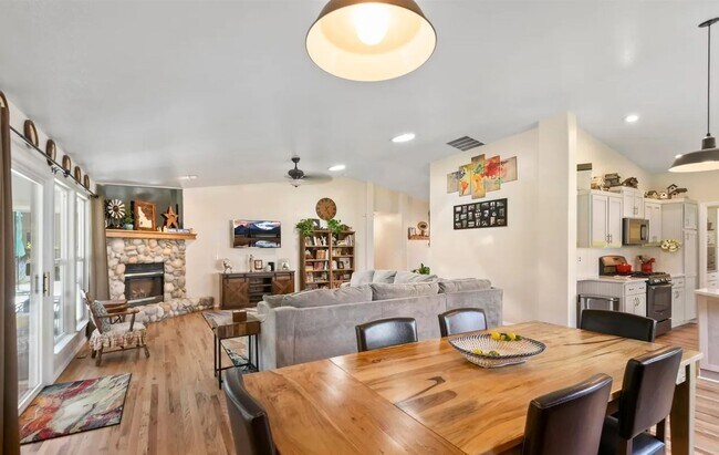 Building Photo - The perfect 4 bed 2 bath home in Meridian ...
