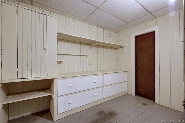 Building Photo - 473 Amity Rd