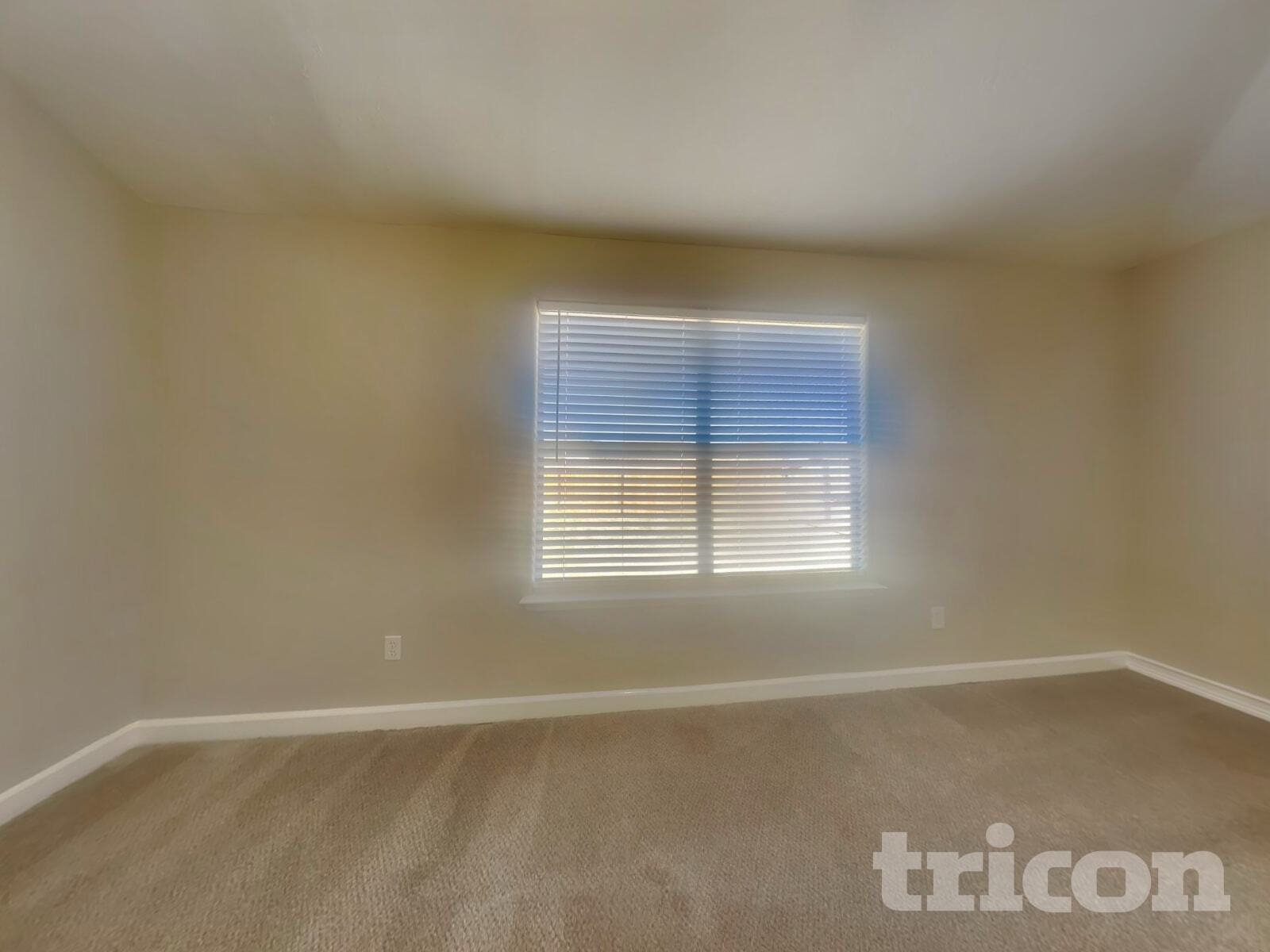 Building Photo - 29418 Fox River Dr
